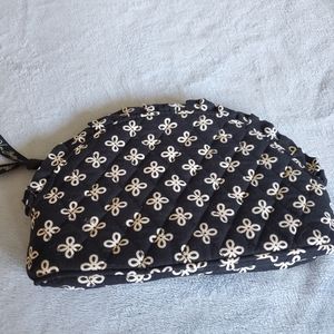 NWOT Vera Bradley Ruffle Cosmetic in Mini Concerto